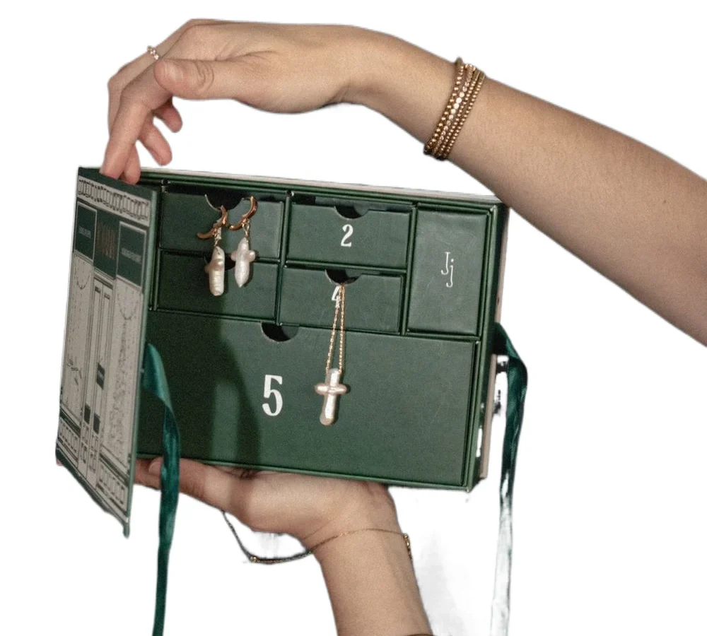5-days-gifts-advent-gift-box-ribbon-magnetic-closure-chain-s-6