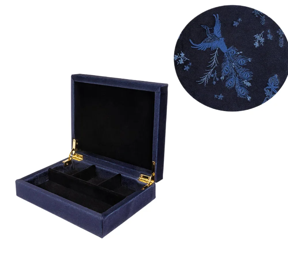 azure-jewelry-box-hand-embroidery-designs-watch-necklace-bra-5