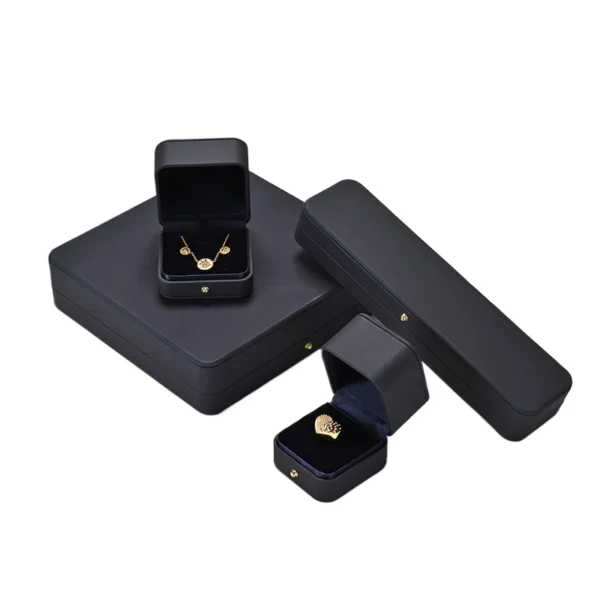 black-ring-box-luxury-ring-box-wedding-ring-box-ideas-4