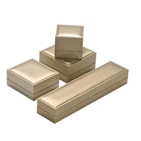 custom-gold-pu-leather-jewellery-packaging-box-3