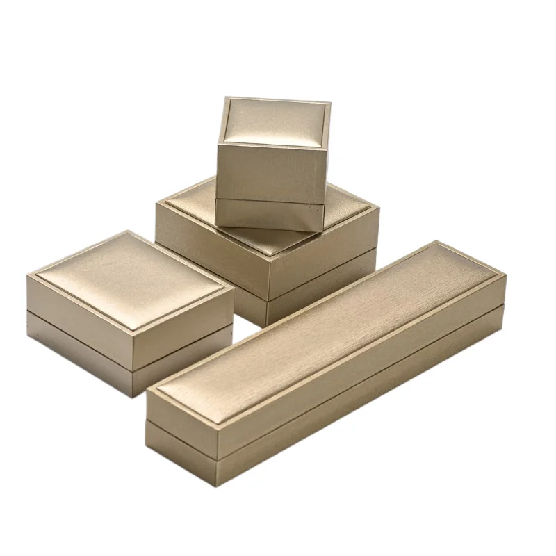 custom-gold-pu-leather-jewellery-packaging-box-3