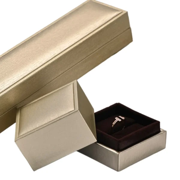 custom-gold-pu-leather-jewellery-packaging-box-7