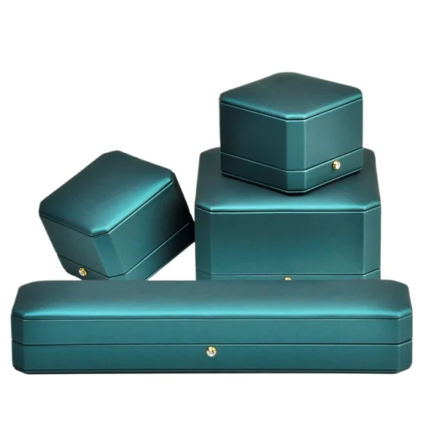 custom-jewelry-box-best-jewelry-box-packaging-for-jewelry-5