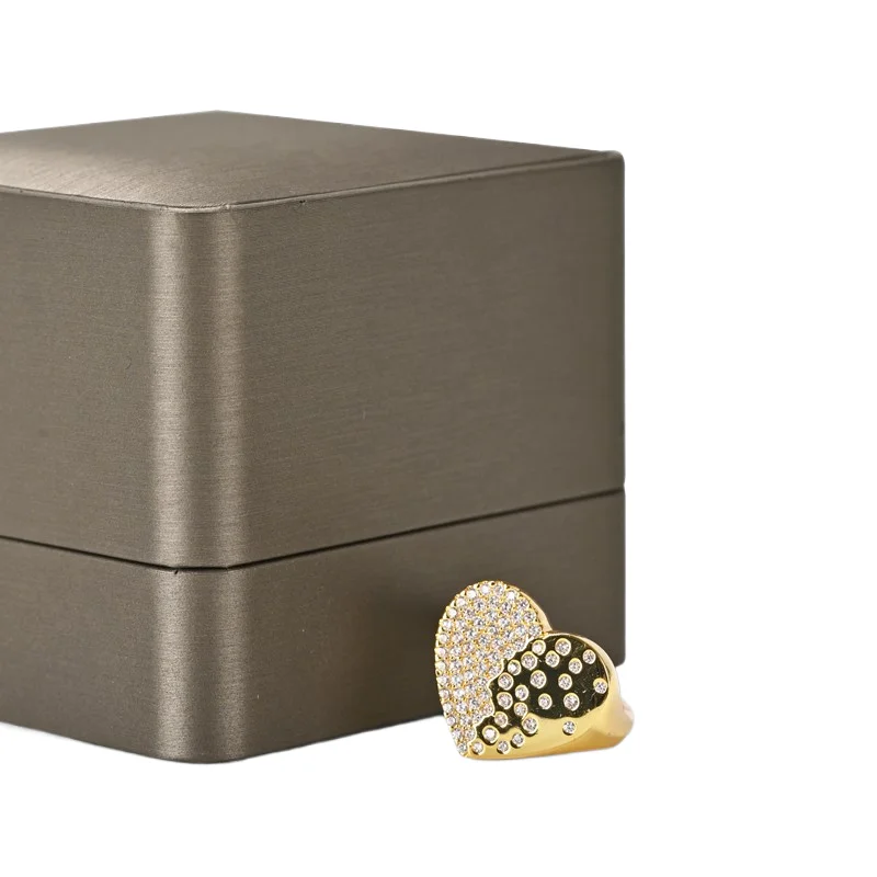 custom-leather-jewelry-packing-box-3