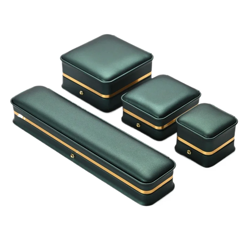 custom-logo-green-leather-jewelry-packaging-box-2