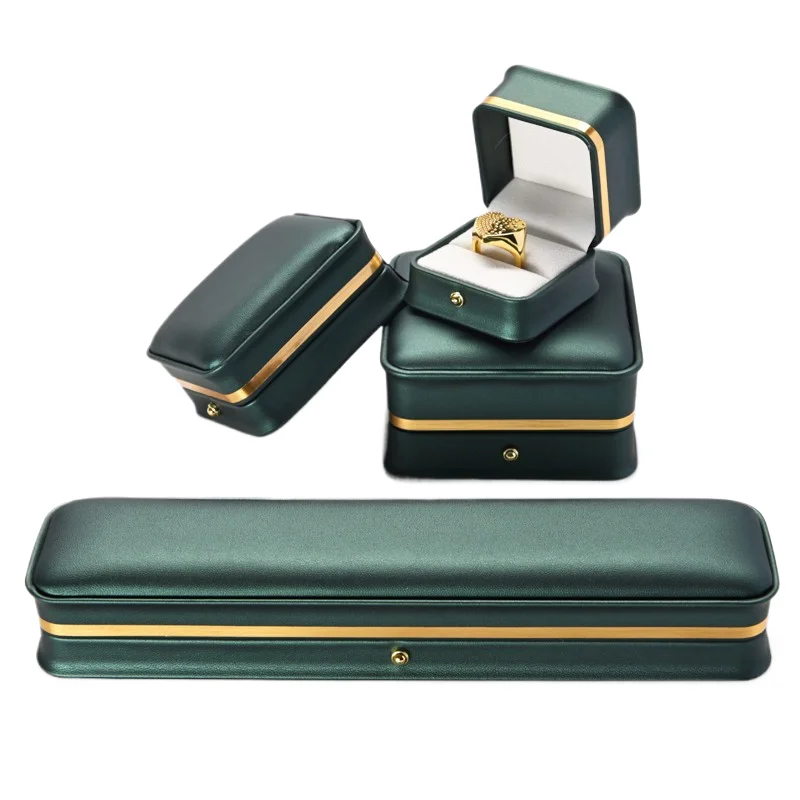 custom-logo-green-leather-jewelry-packaging-box-5