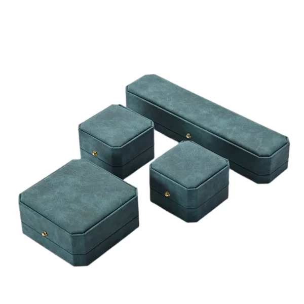 custom-logo-leather-jewelry-packaging-box-with-velvet-inside-7