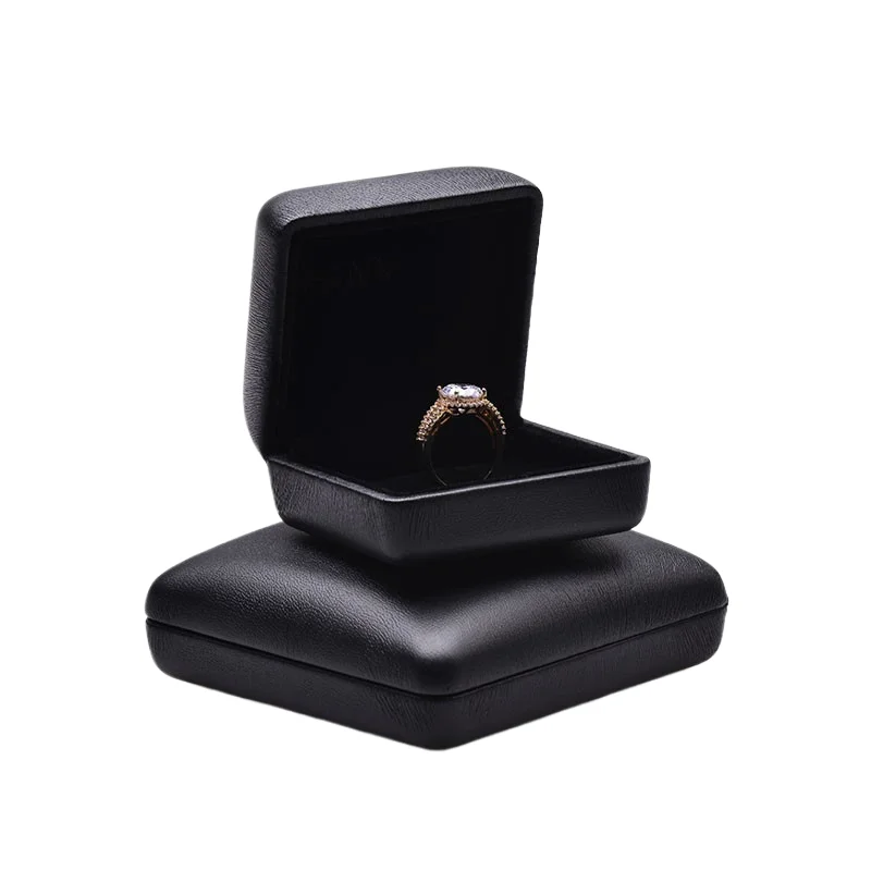 custom-pu-leather-packaging-box-for-jewellery-3