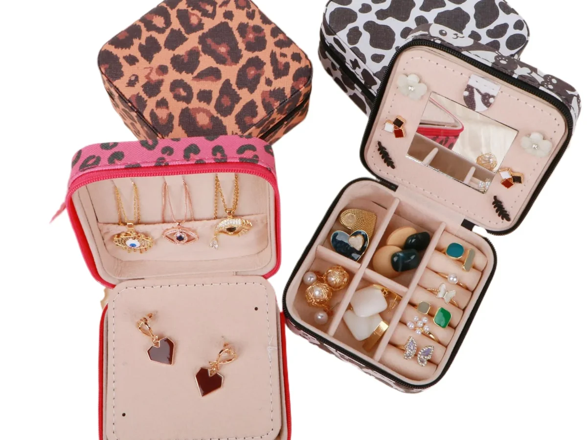 customized-luxury-panda-printing-ring-ear-studs-necklace-zip-5