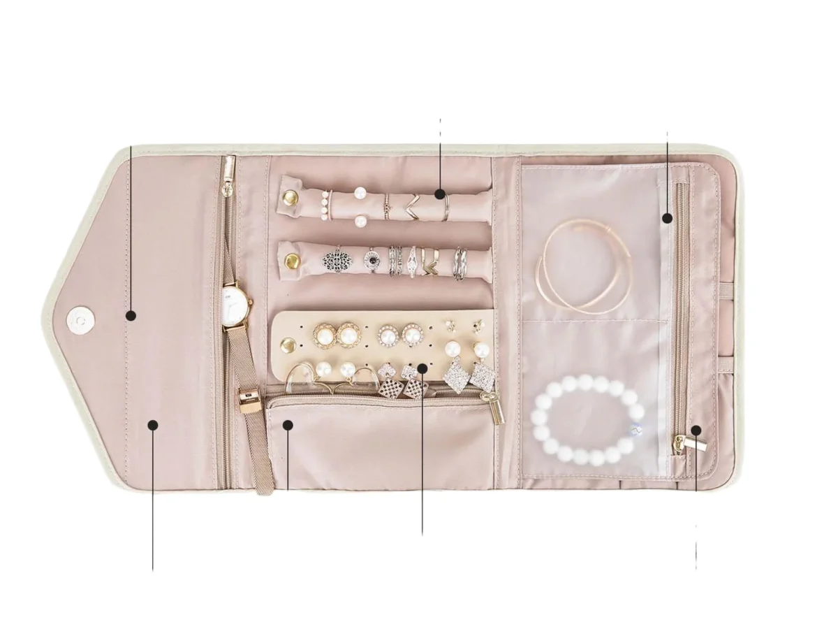 hot-selling-custom-style-velvet-travel-jewelry-organizer-sto-3