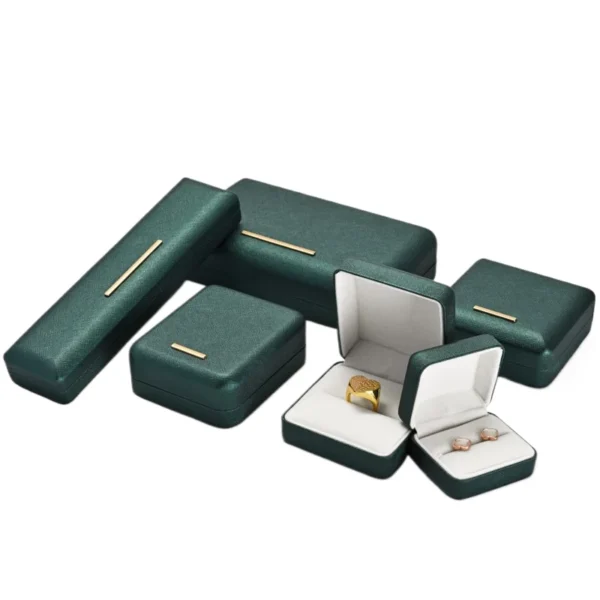 jewelry-box-for-necklaces-jewelry-box-for-men-engagement-rin-6