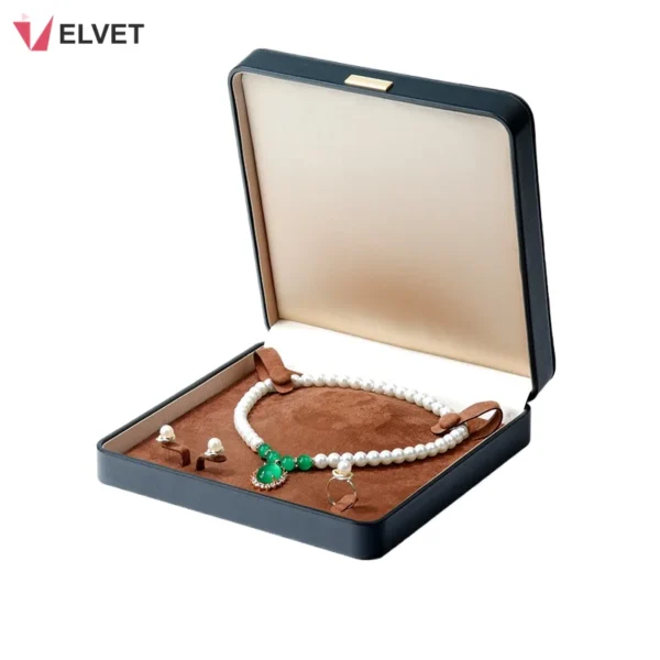 luxury-parure-necklace-set-presentation-box-custom-logo-4