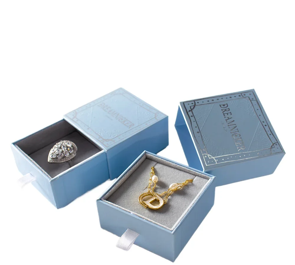 luxury-small-light-blue-engagement-proposal-necklace-bracele-3
