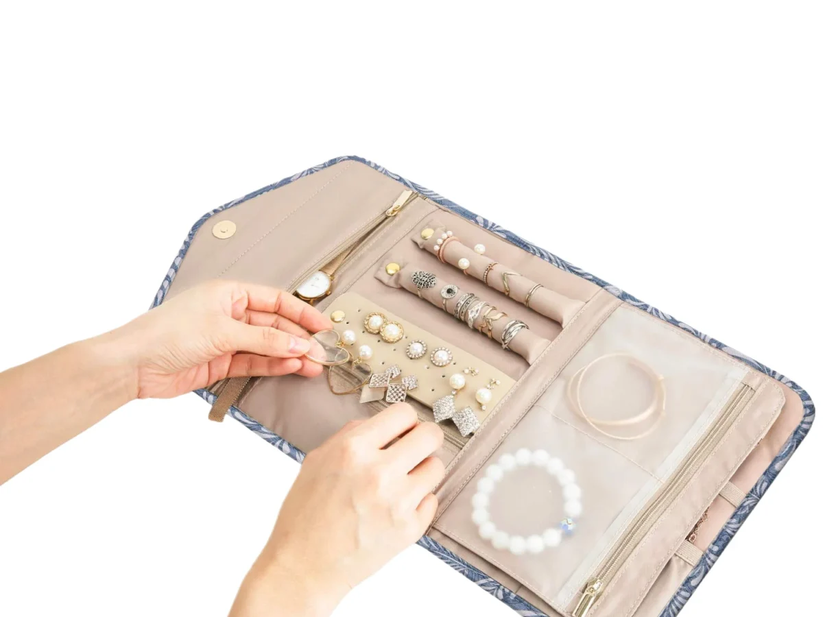 new-arrival-colorful-leather-travel-jewelry-organizer-roll-c-5