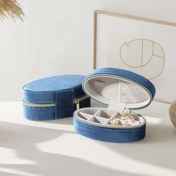 oval-velvet-travel-jewelry-box-ring-earring-organizer-13424447421620082.jpg