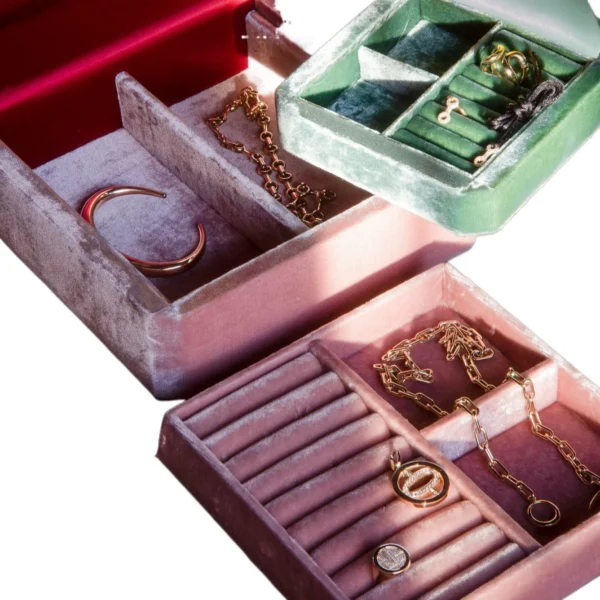 pink-velvet-satin-jewelry-organizer-earring-display-box-soft-3