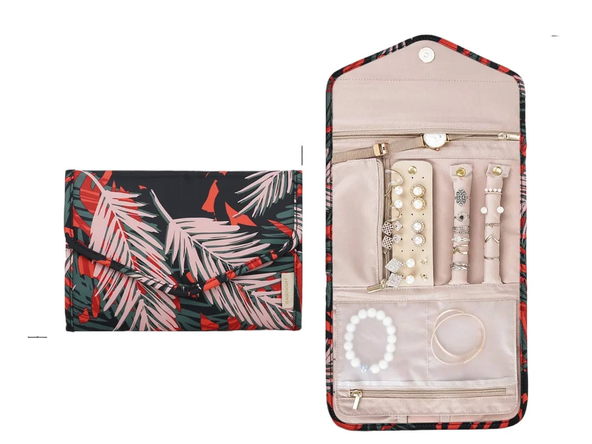 portable-foldable-fabric-ring-necklace-earring-storage-case-5