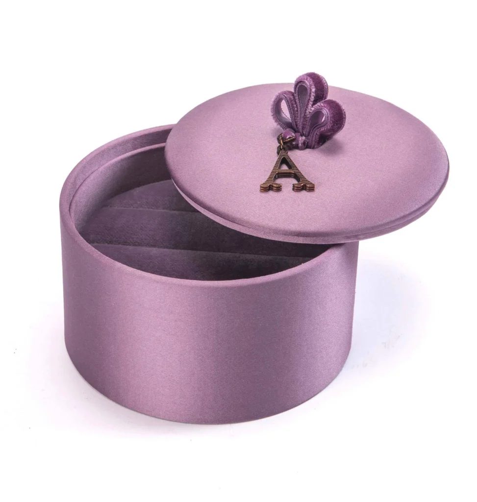 Silk Box