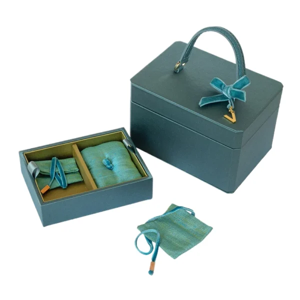 satin-portable-jewelry-gift-box-organizer-packaging-gilded-p-2
