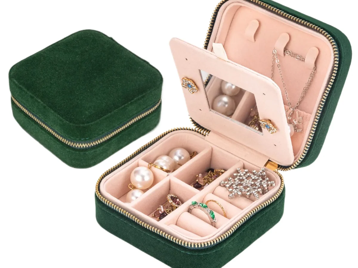small-portable-travel-velvet-jewelry-organizer-gifts-case-pa-6