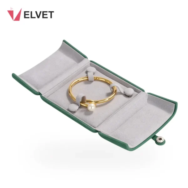 suede-snap-closure-bangle-bracelet-box-3
