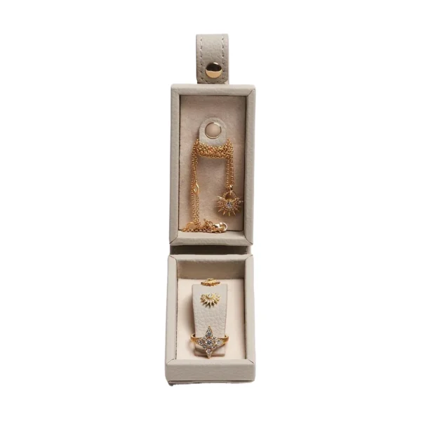 travel-jewelry-box-with-velvet-insert-bracelet-custom-snap-c-3