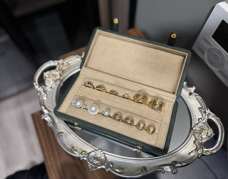 Travel ring case in use — filled with multiple rings