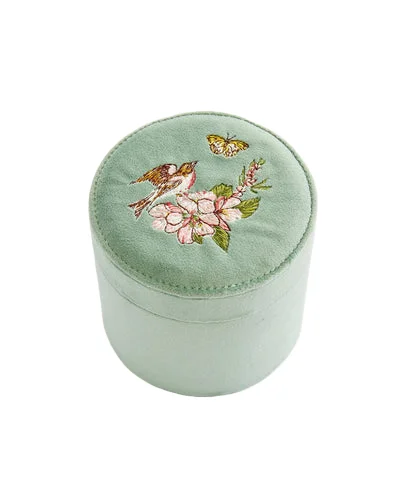 vintage-charm-embroidered-fabric-jewellery-packaging-box-rou-6