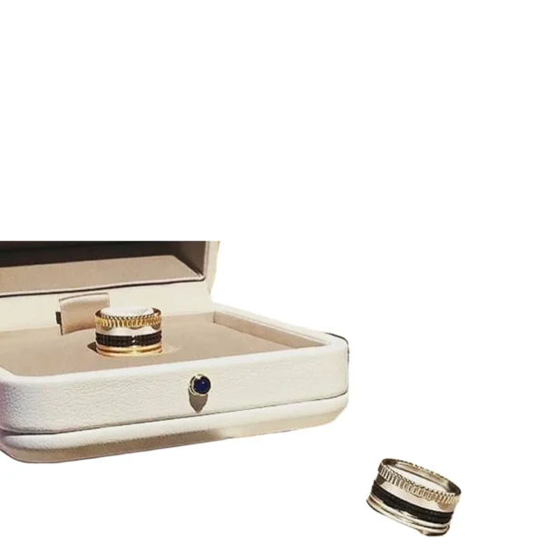 white-pu-leather-jewelry-box-with-bag-for-necklace-gold-embo-3
