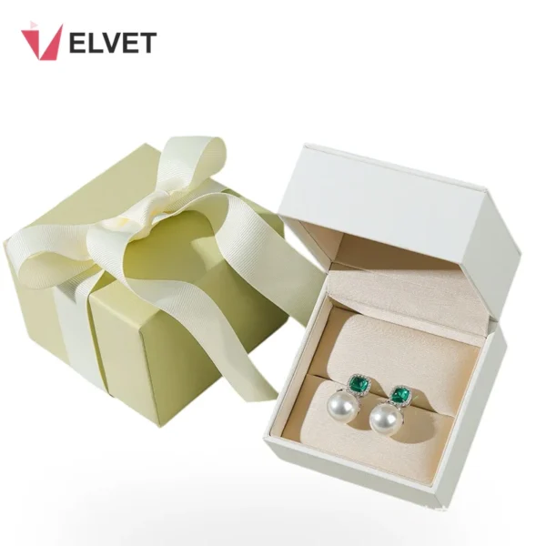Green Paper Jewelry Gift Box