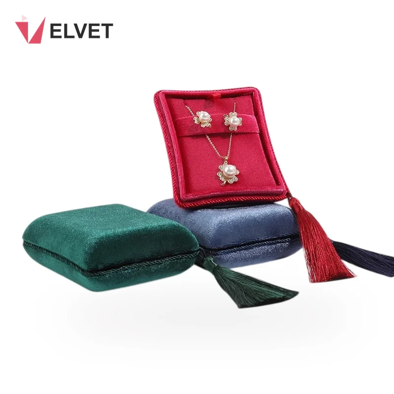 korean-velvet-tassel-jewelry-box-2