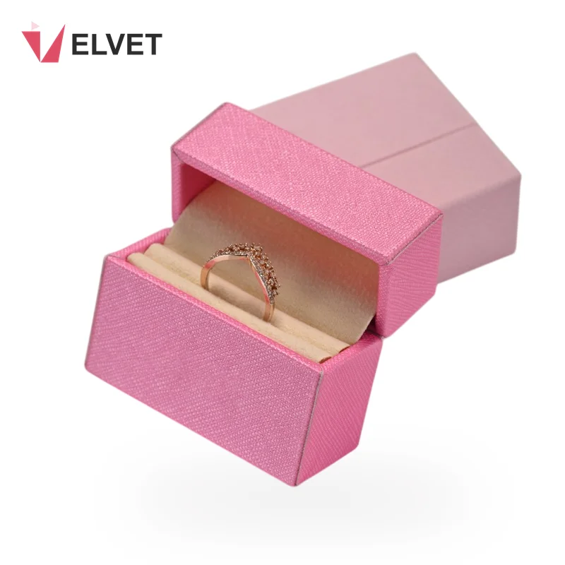 saffiano-pu-leather-pink-flip-top-ring-jewelry-box-6