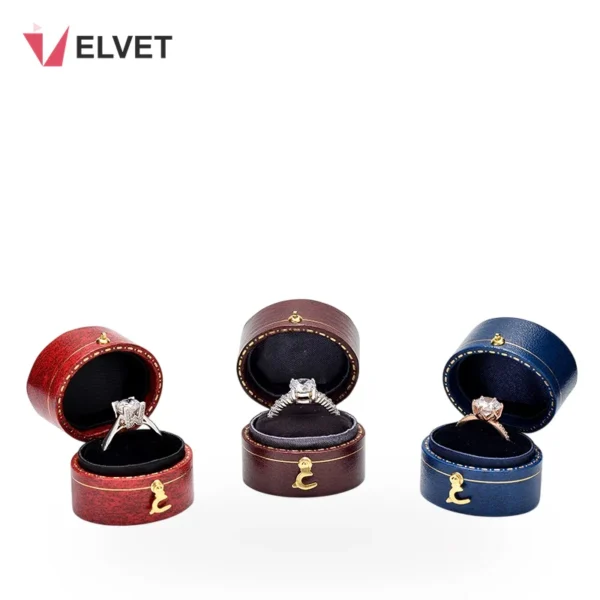vintage-round-leather-ring-box-fanxi8_4