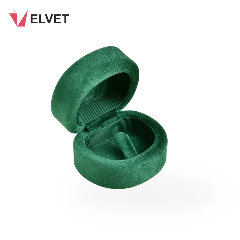custom-rounded-velvet-necklace-box-3