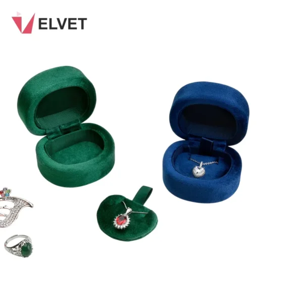 custom-rounded-velvet-necklace-box-4