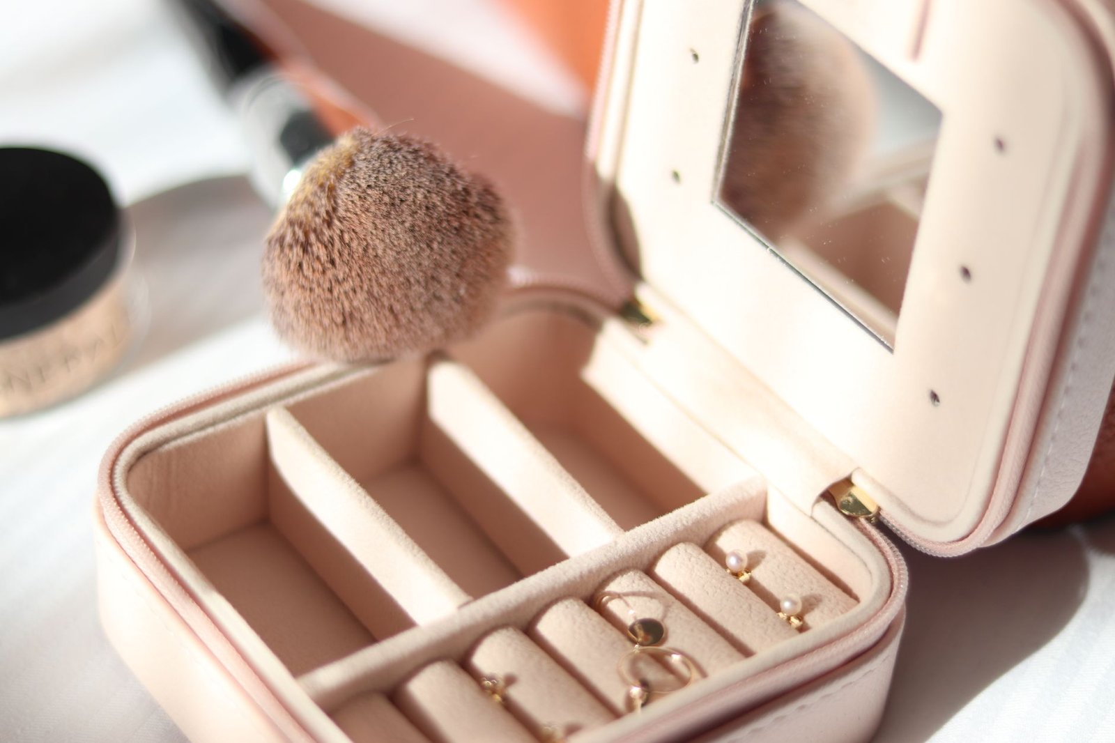 Soft touch jewelry box for microfiber jewelry packaging wholesale