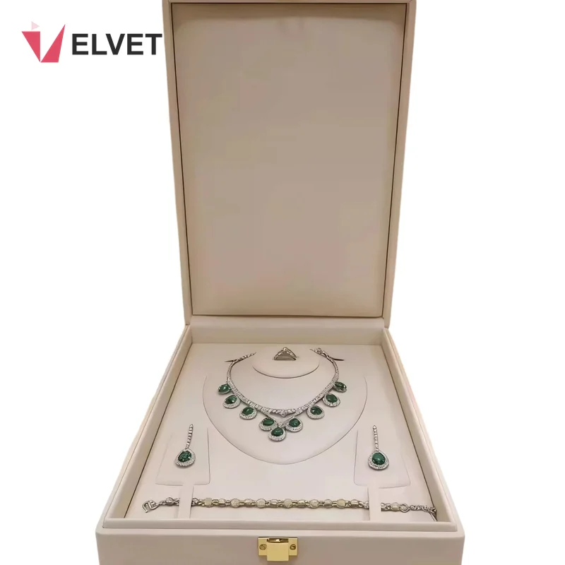 high-end-microfiber-jewelry-box-diamond-necklace-set-4
